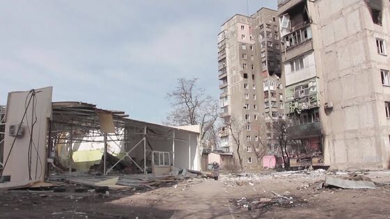 Ukraine Update: Mariupol Refuses Russia Ultimatum; Kyiv Mall Hit