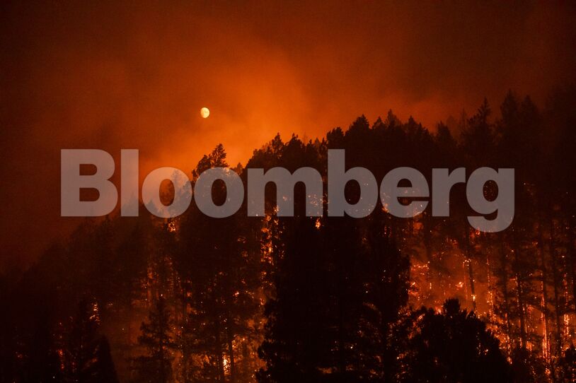 Firefighters Battle The Glass Fire In Napa County