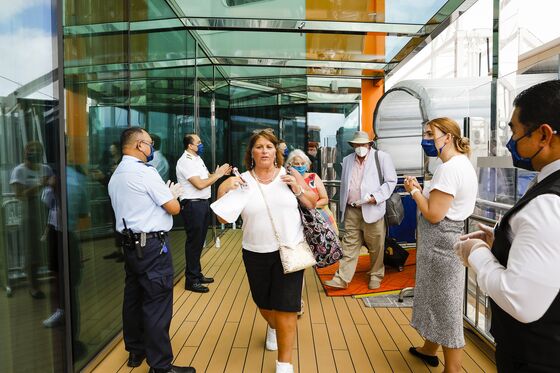 Cruise From Florida Offers Test for Industry After 15 Months