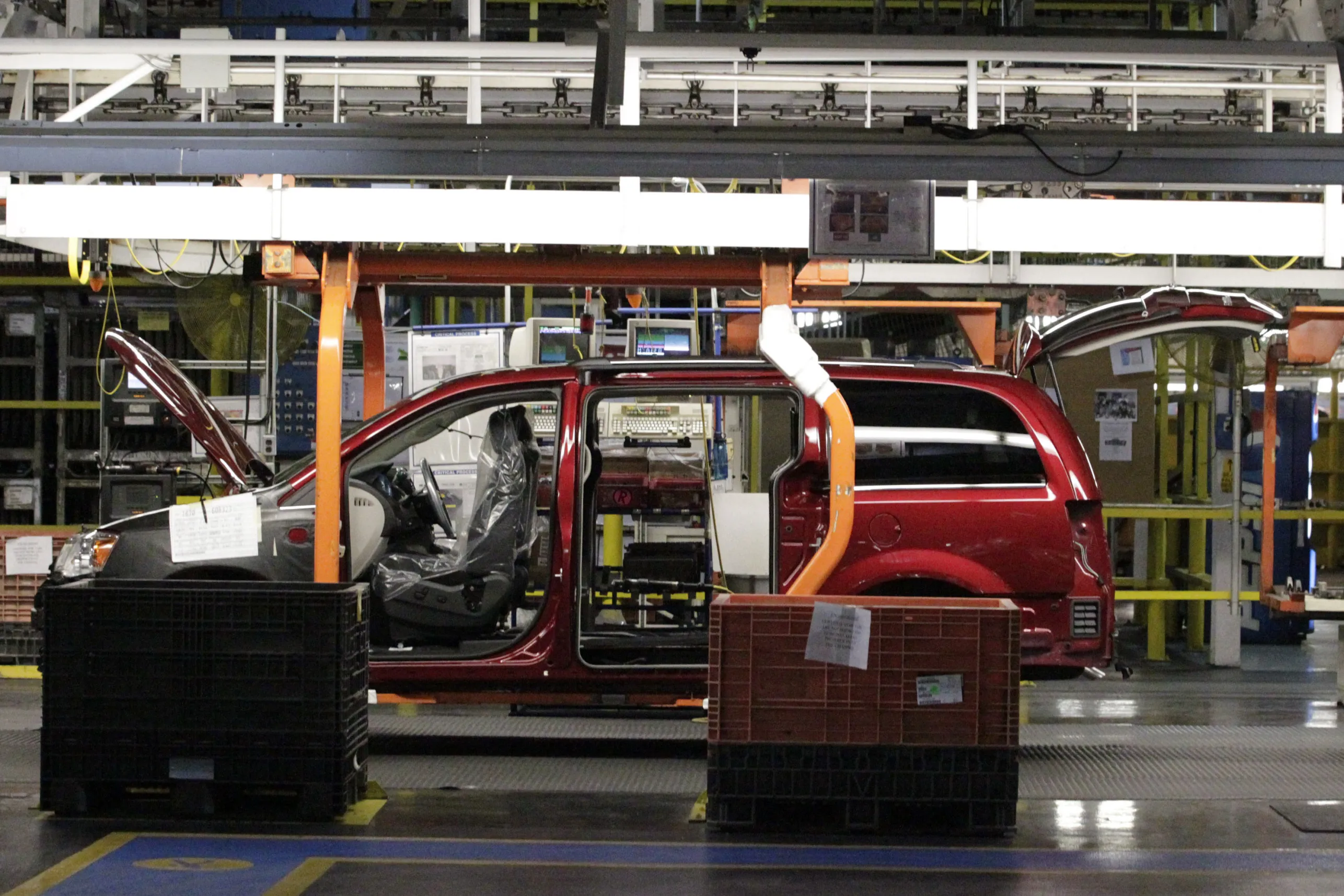 Chrysler Group Celebrates Production Of New 2011 Minivan At Windsor Assembly Plant