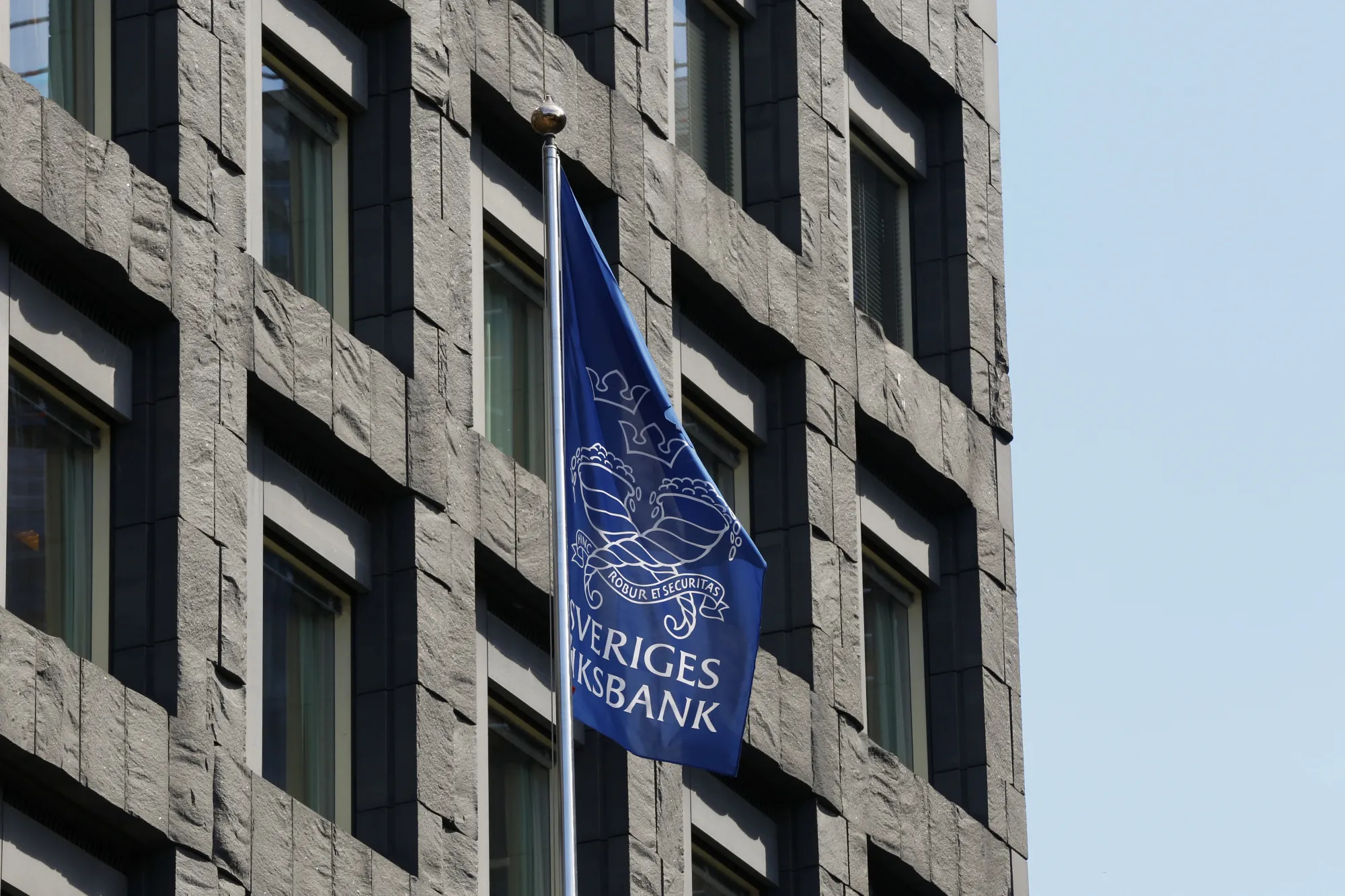 Riksbank Says It’s Ready to Raise Rates in Coming Months