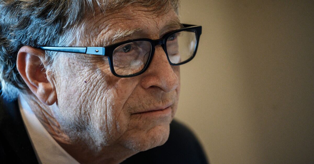 I noticed on today's interview Bill Gates used the Levi Heichou grip for  his mug, anyone else do this irl?