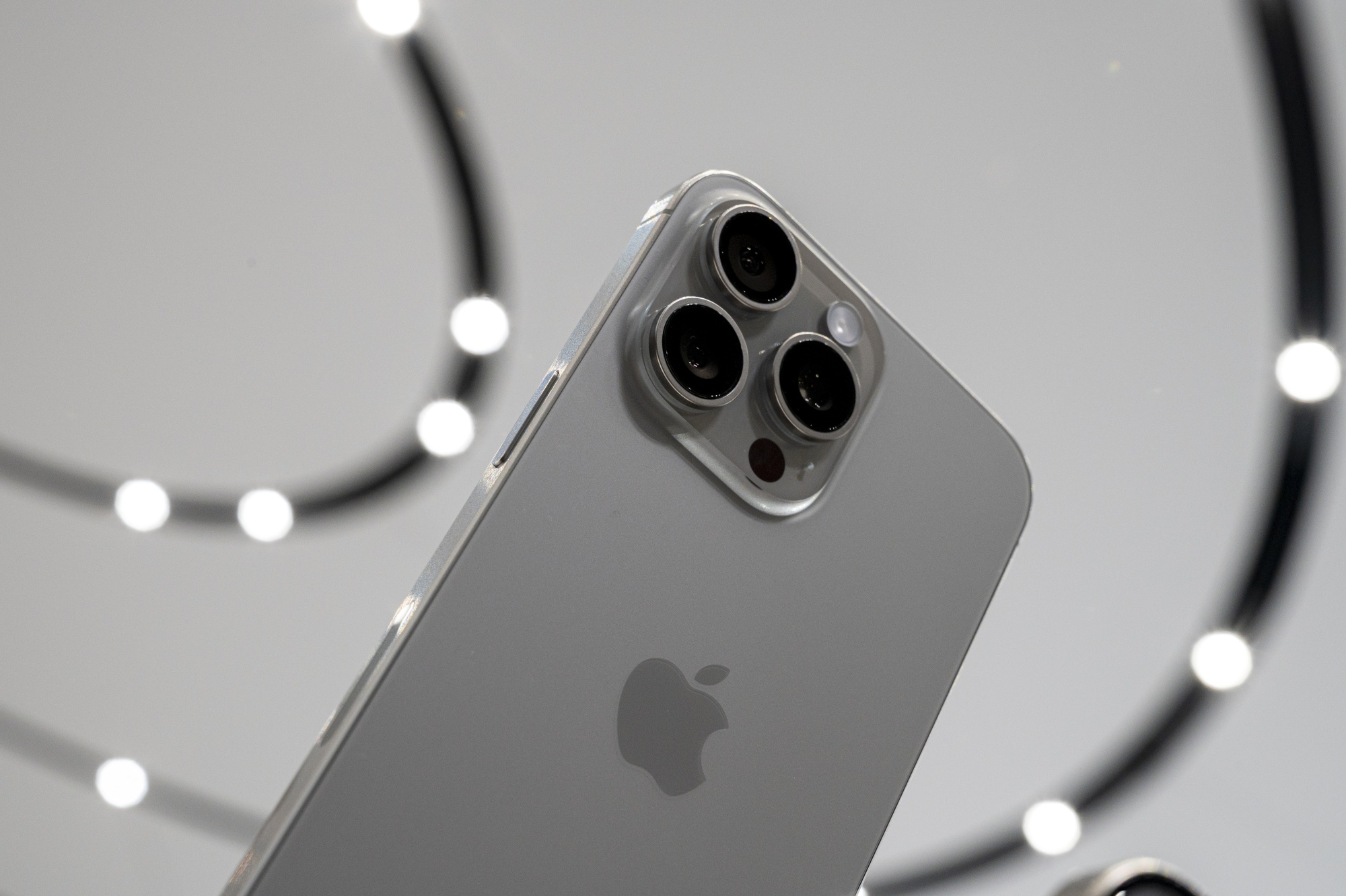 アップルが新型iPhone発表、最上位機種「Pro Max」は100ドル