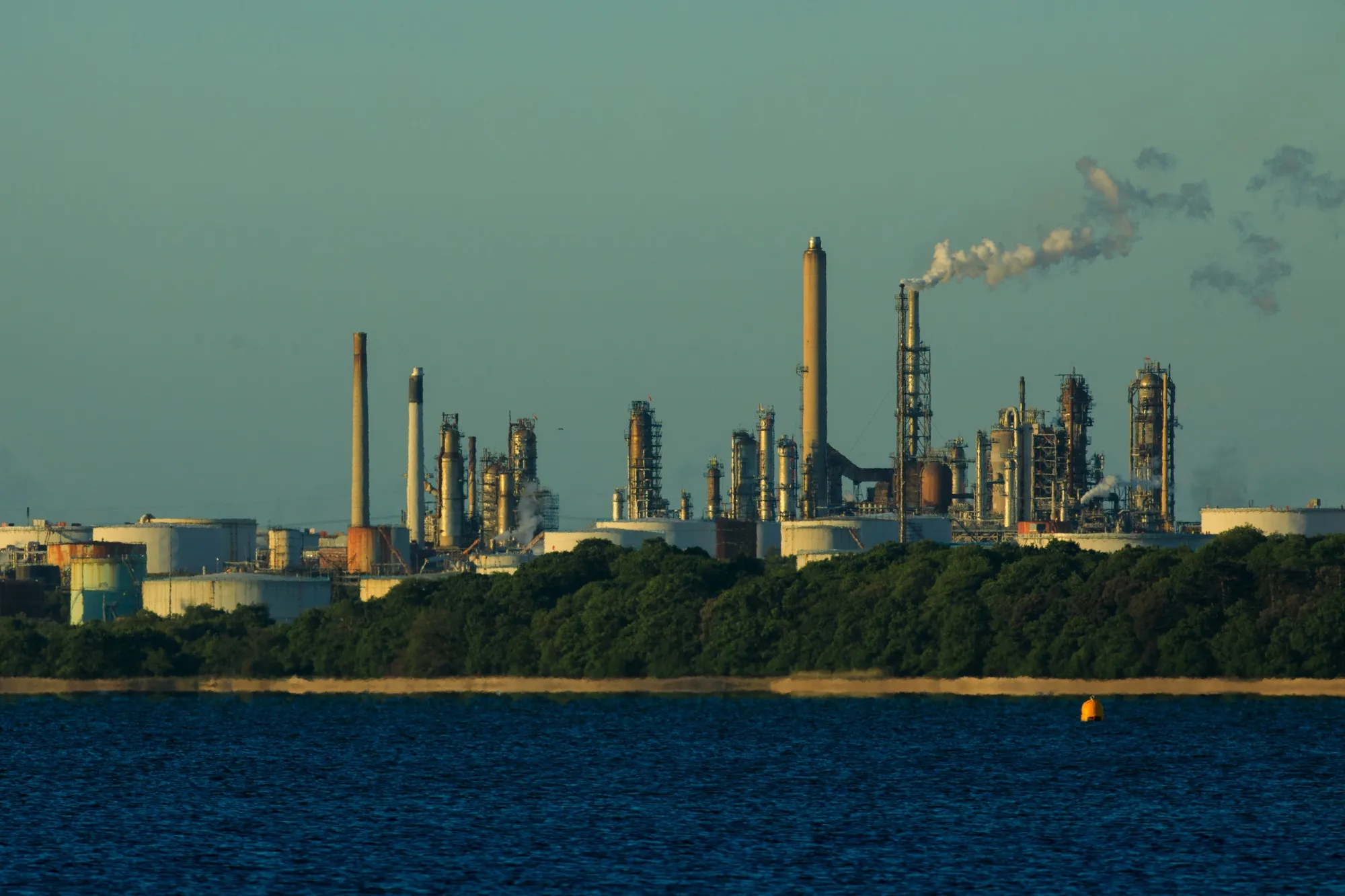 Fawley Oil Refinery As Commodity Likely To Avoid Repeat Negative Price Shock