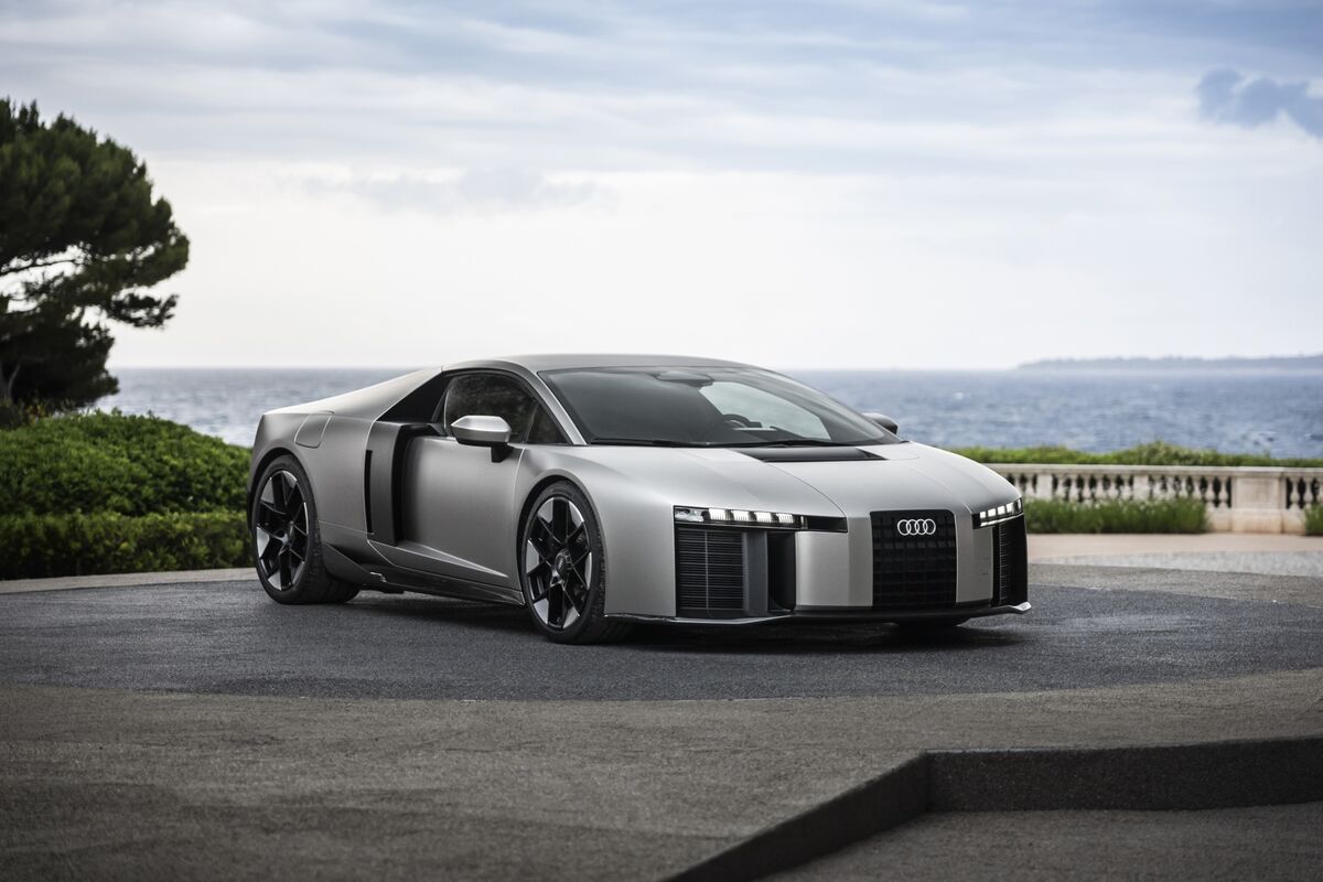 Porsche and Other Luxury Car Icons Are Losing Appeal in China
