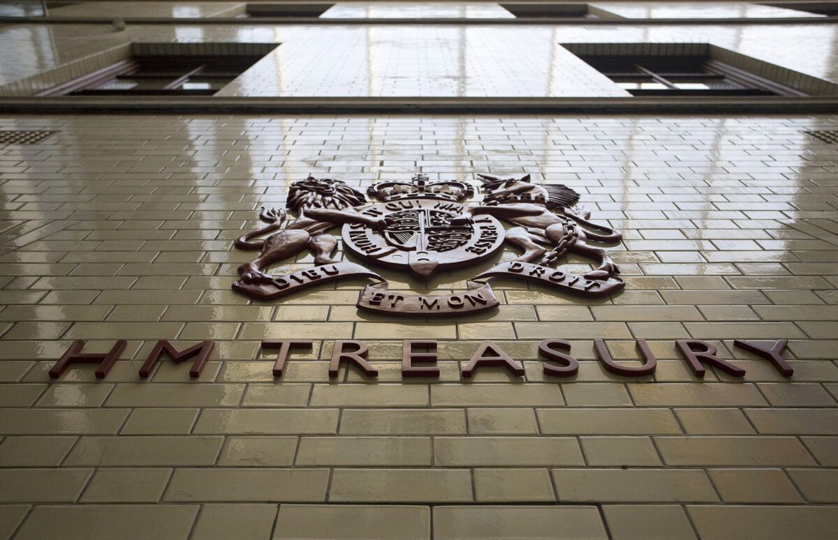 UK Mulls Expanding Bill Market to Diversify Investor Base