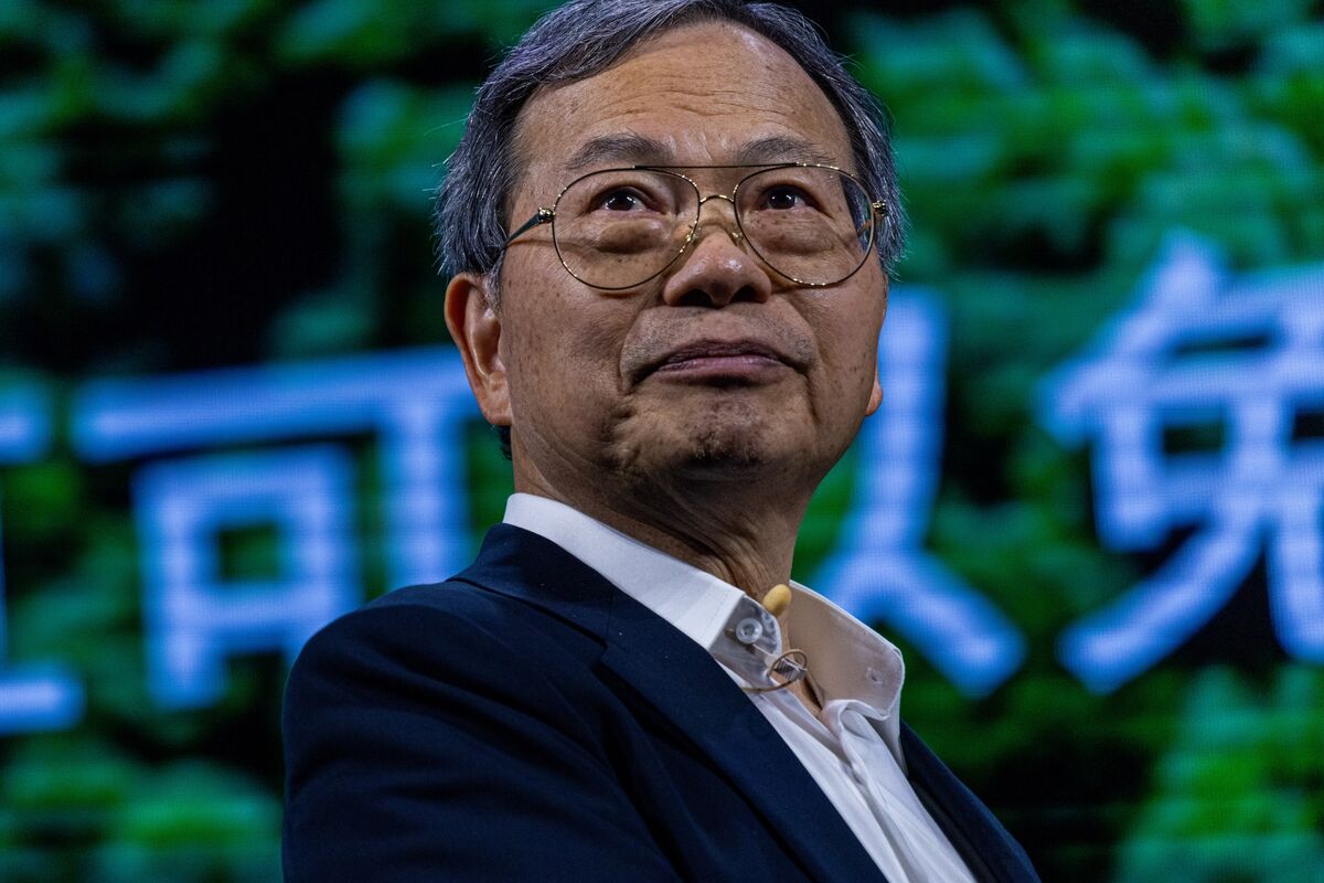 スーパー・マイクロCEO、株価急落受け1日で資産8億ドル減 - Bloomberg