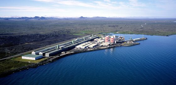 Iceland Startup Wants to Turn Carbon Shipped From Europe to Rock