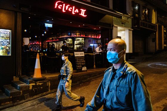Hong Kong Booze Ban May Wipe Out Thousands of Bars and Restaurants