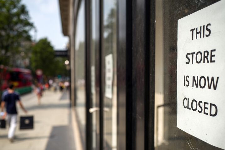 BRITAIN-ECONOMY-RECESSION-HEALTH-VIRUS