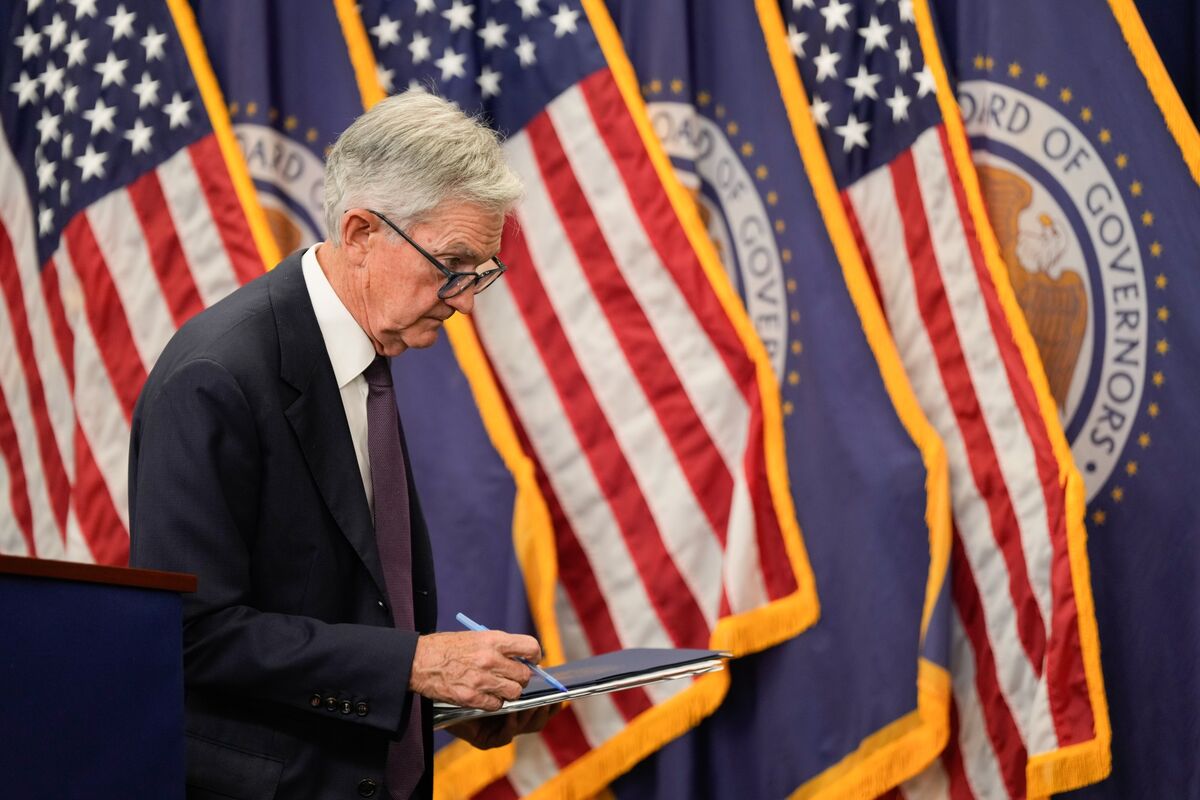 Fed giảm lãi suất 25 bps, Powell đề cập đến sự yếu kém trong việc làm