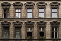 relates to How Berlin's Mietskaserne Tenements Became Coveted Urban Housing
