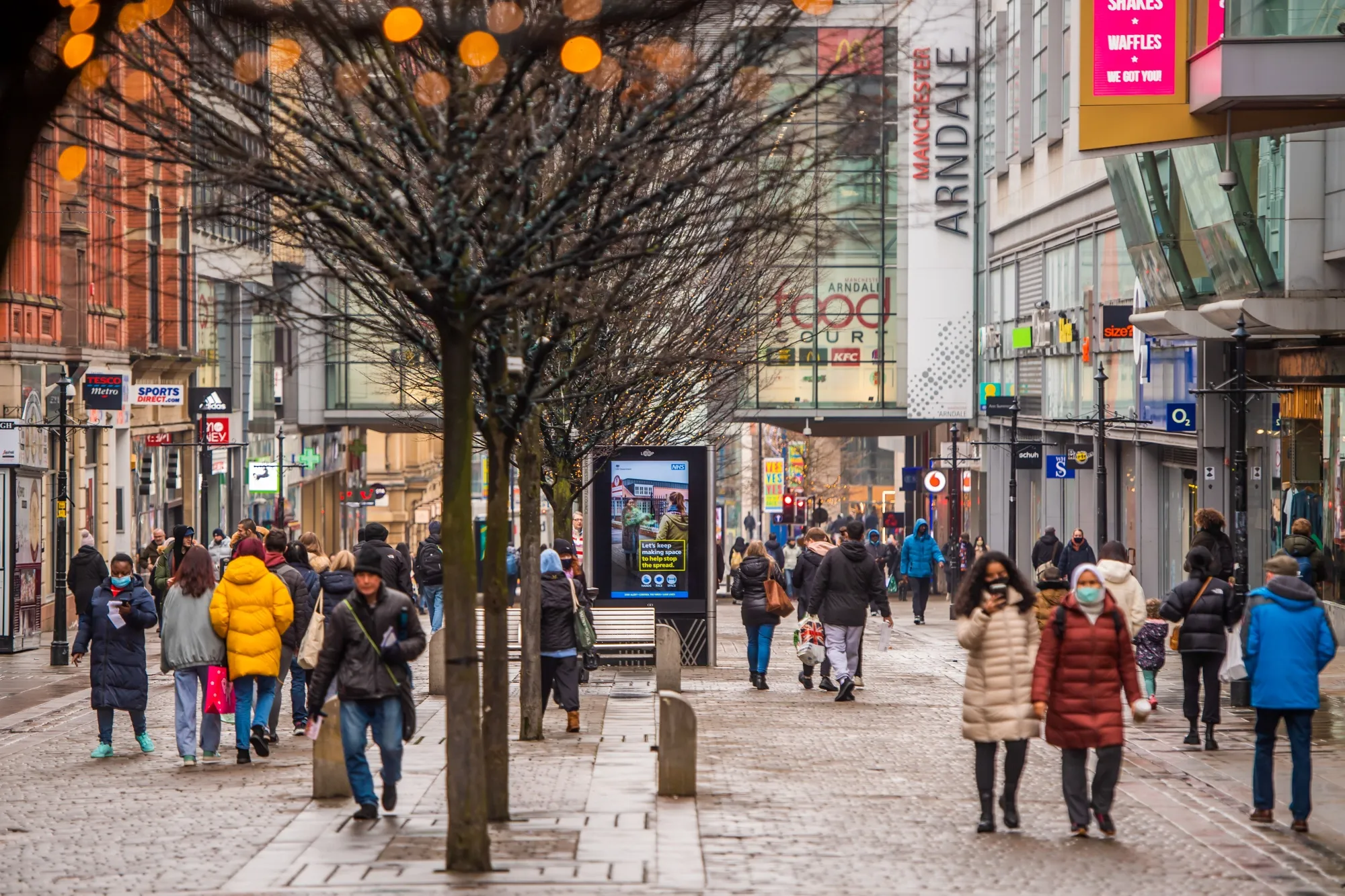 Data from Barclaycard showed a surge in online spending in December even as high street retailers and hospitality were hit by Covid-19 restrictions in the vital holiday period.&nbsp;