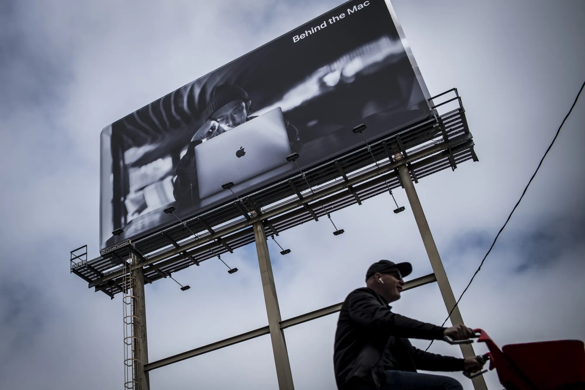 An Apple Inc. billboard stands in San Francisco, California, U.S.&nbsp;