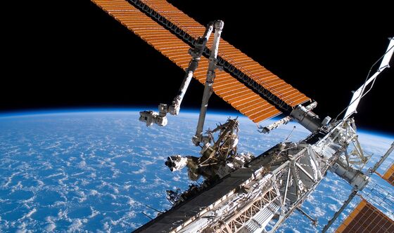 Iconic Canadian Space Firm Targets $400 Million in IPO Return