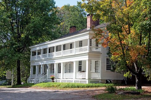 New Marlborough’s Old Inn on the Green