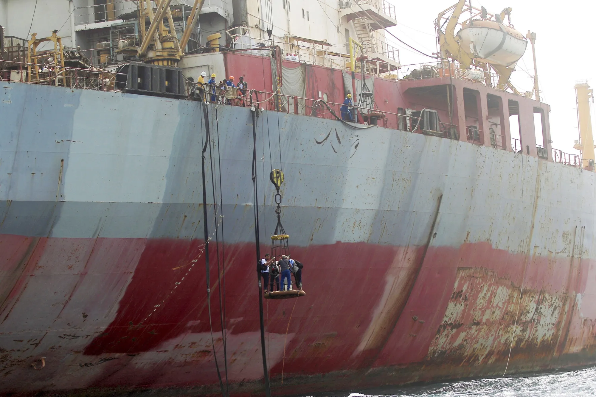Support crew board the FSO Safer oil tanker on June 12.