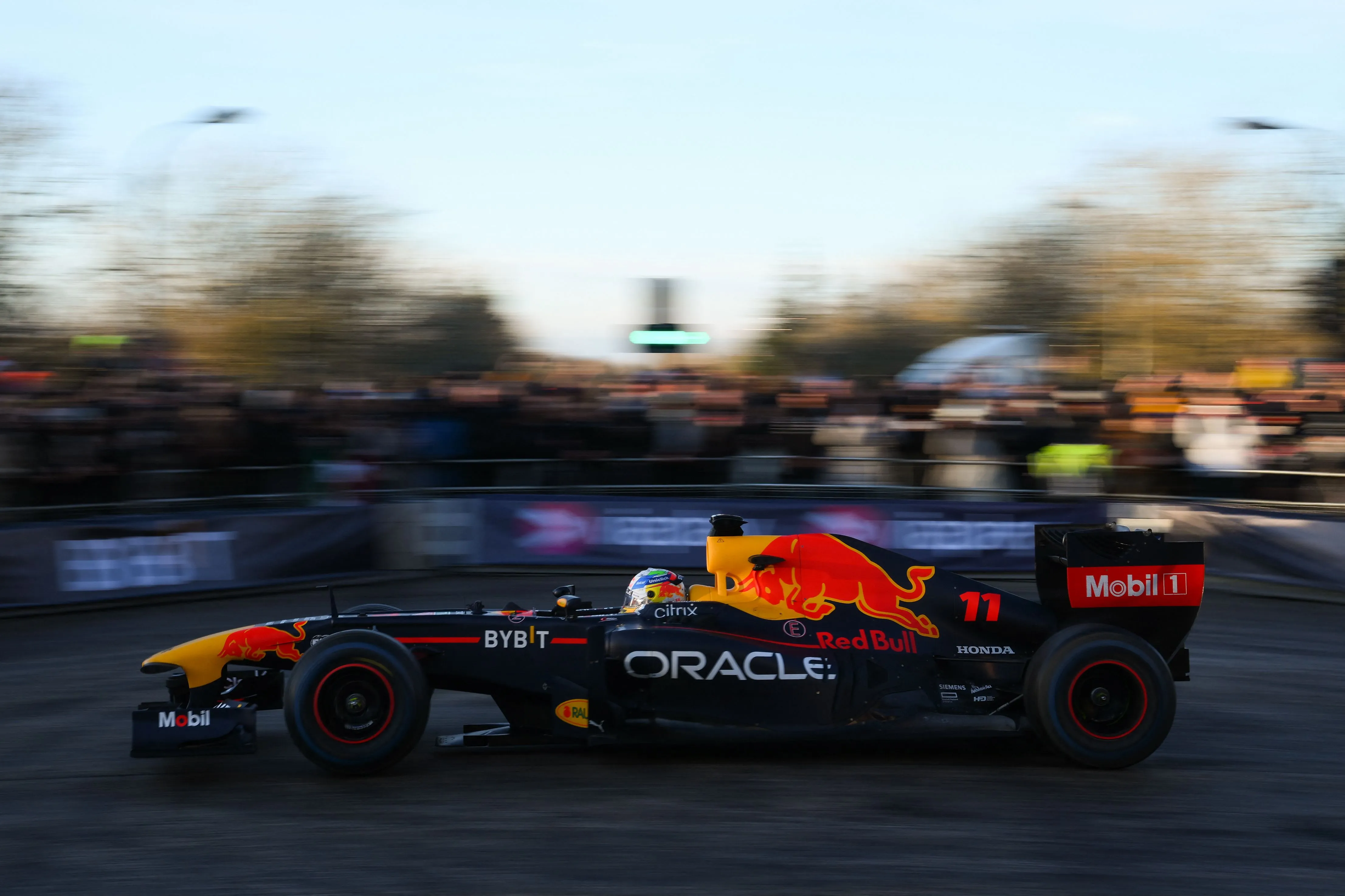 ポストコロナの勝ち組レッドブル－創業家資産、22年以降に1兆円急増