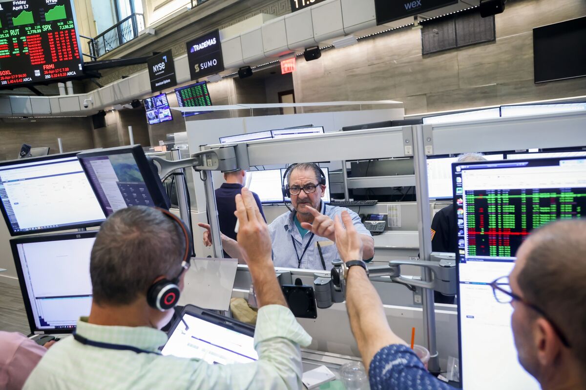 
                            US Stock Futures Decline on Dimmed US-Iran Peace Talk Prospects