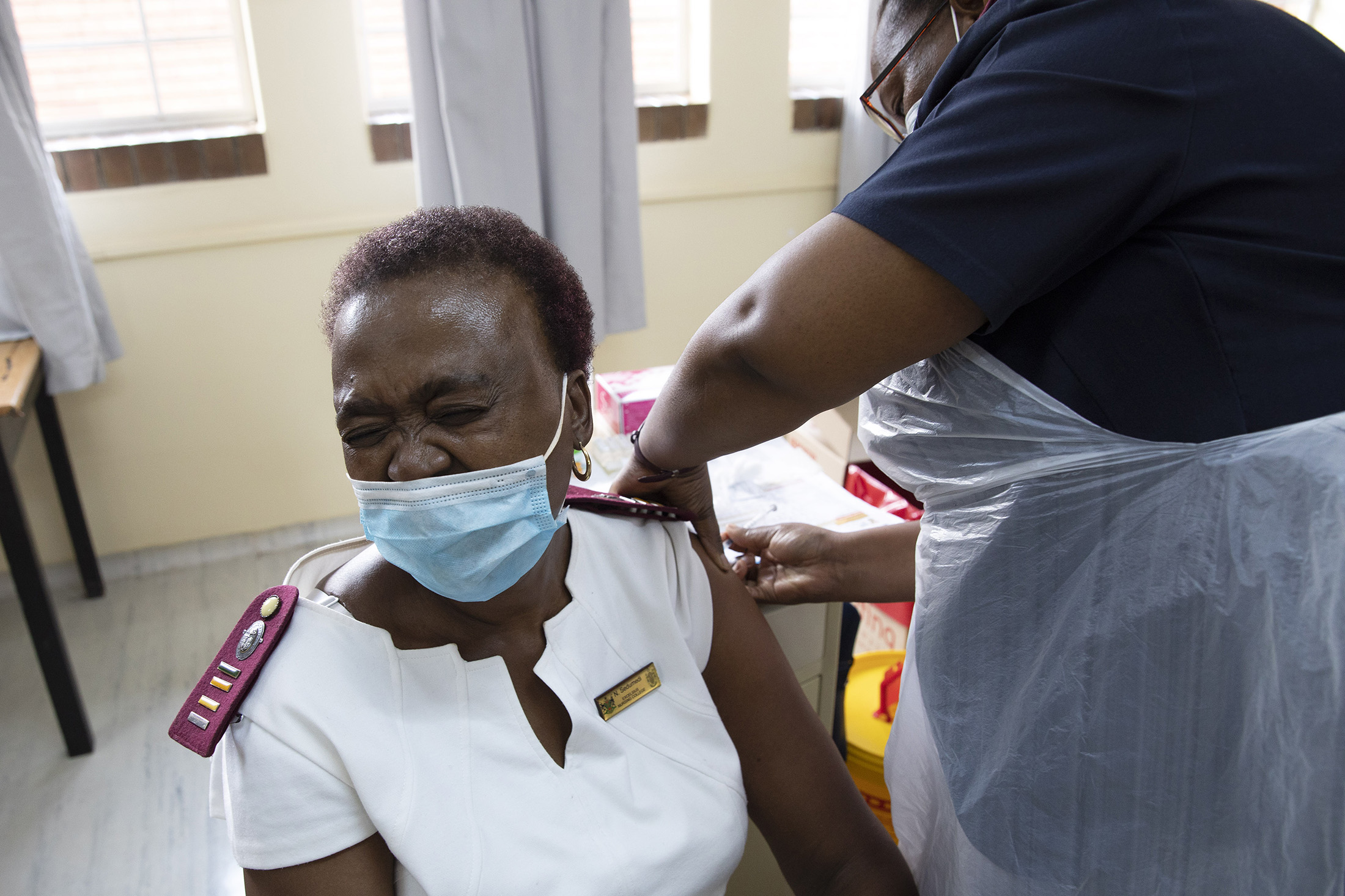 South Africa Vaccine Program Seen Slower After Astra Setback Bloomberg    1x 1 