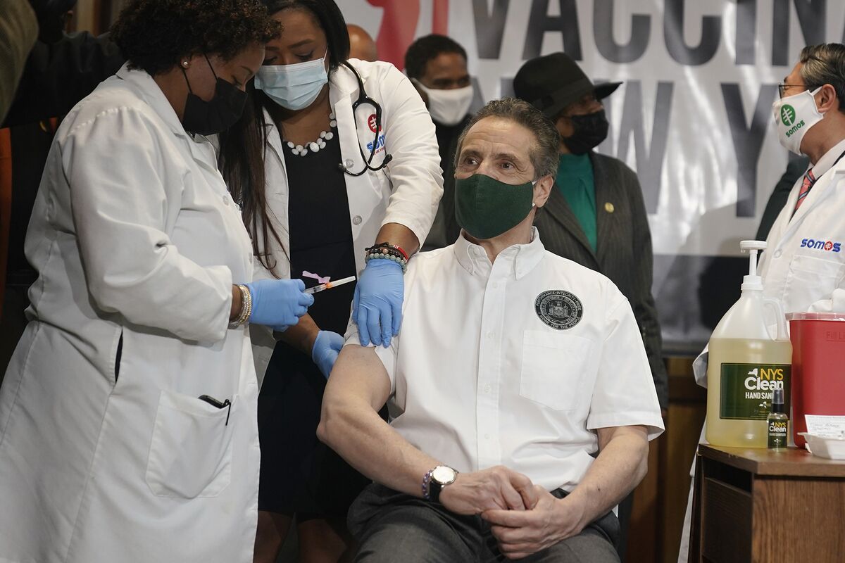 NY Governor Andrew Cuomo Says He Will Get J J Covid Vaccination Today Bloomberg