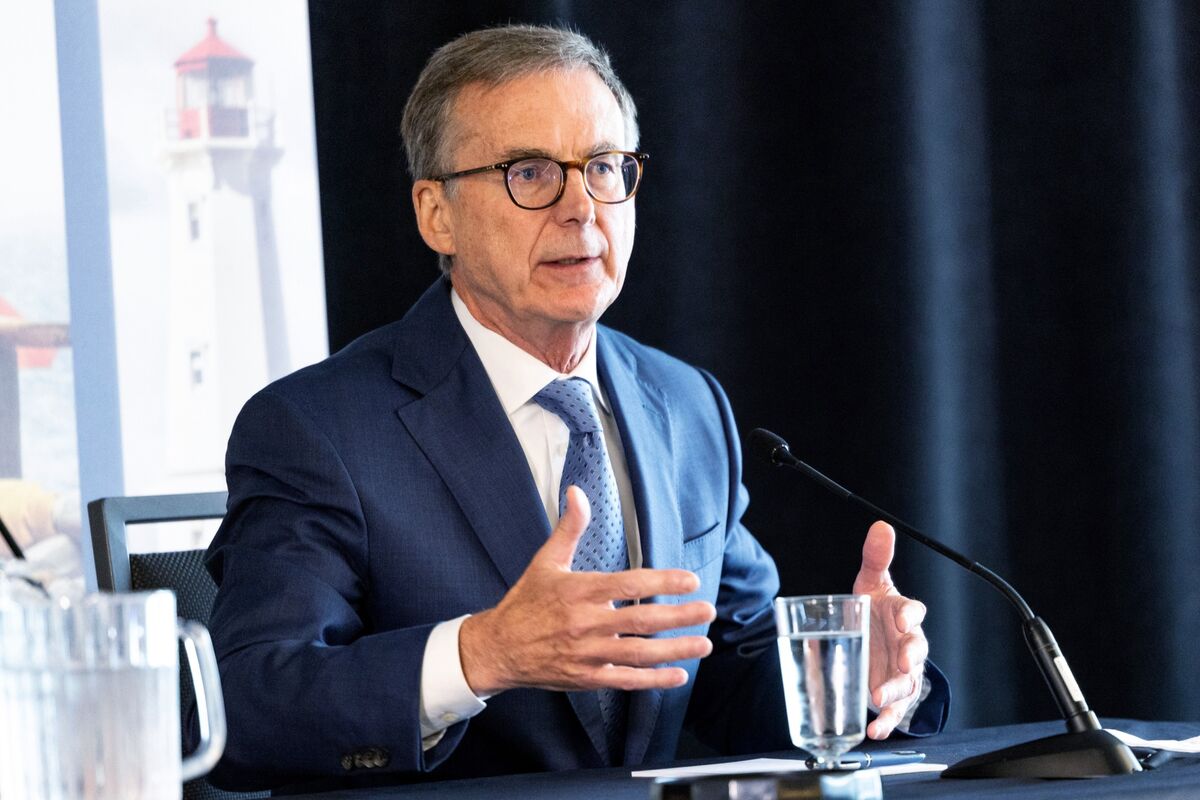 Bank of Canada Rate Hike Bets Fade After Worst Year-to-Date Job Loss Since 2020