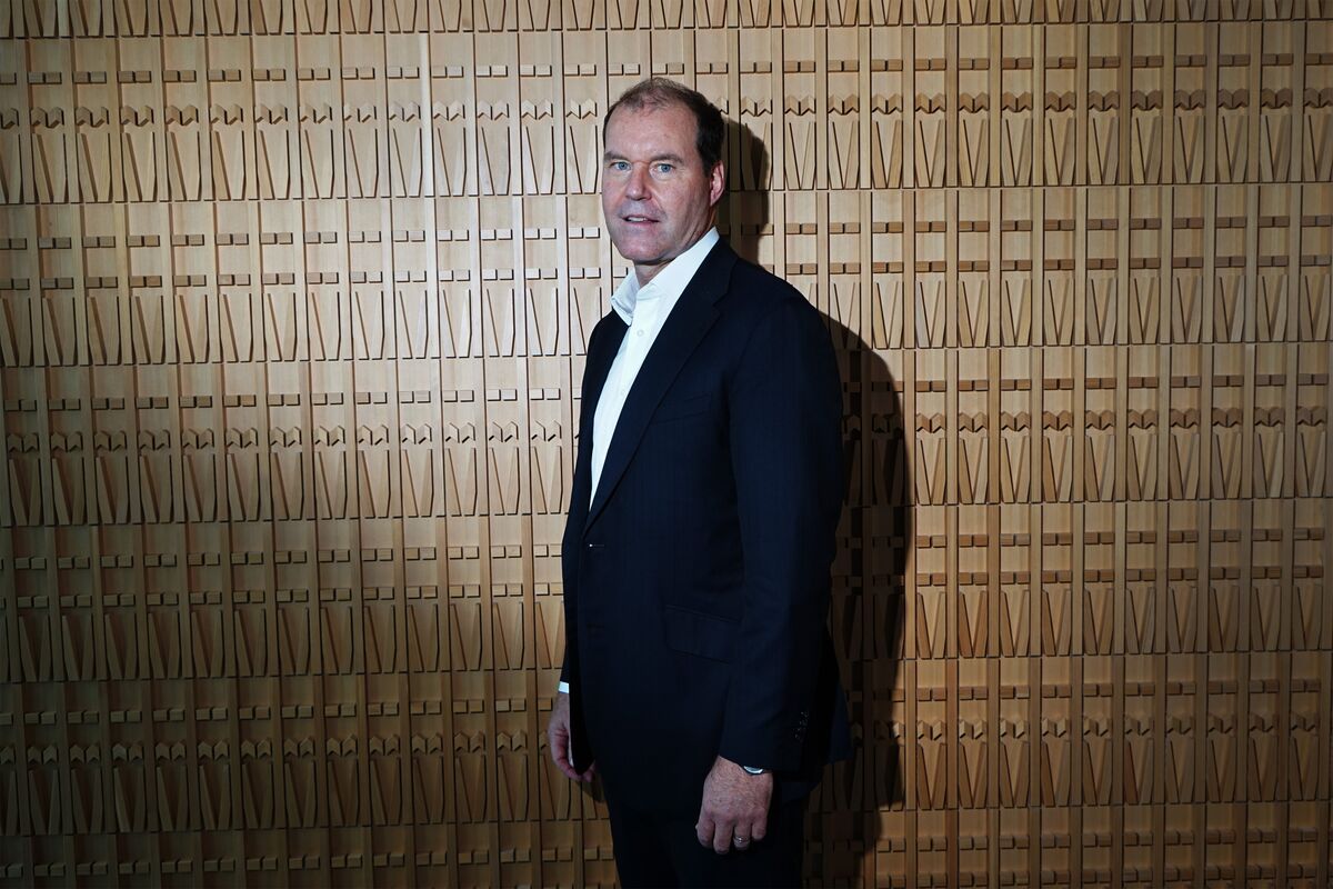 Takeda Wins Shareholder Approval for $62 Billion Shire Deal - Bloomberg