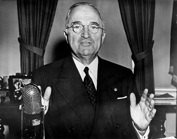 Why Biden Should Want to Be Like Harry Truman - Bloomberg