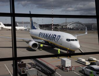 relates to Ryanair CEO Urges Leadership Continuity at Boeing In Crisis