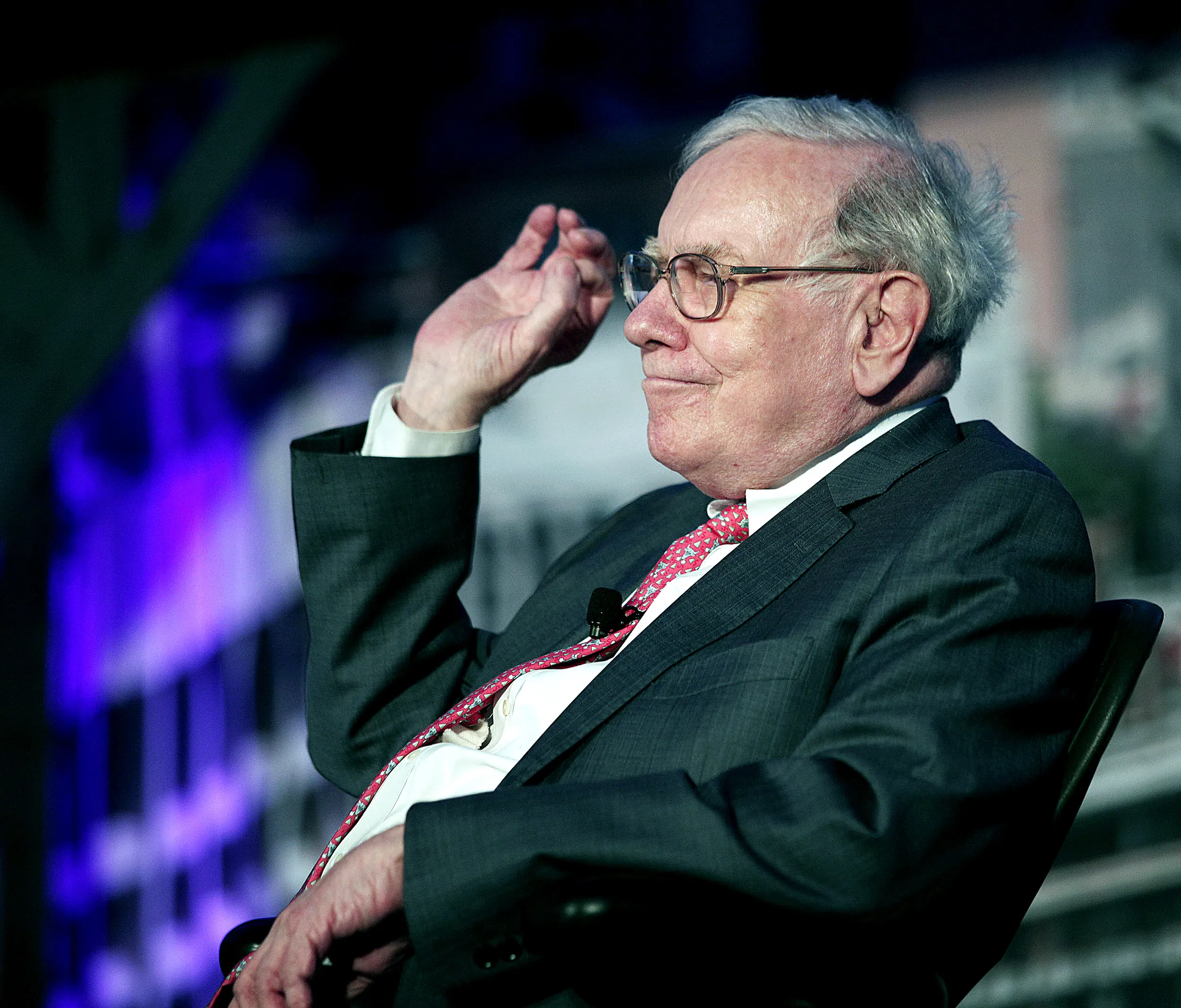 Warren Buffett speaks at an event called, "Detroit Homecoming" on Sept. 18, 2014 in Detroit, Michigan.
