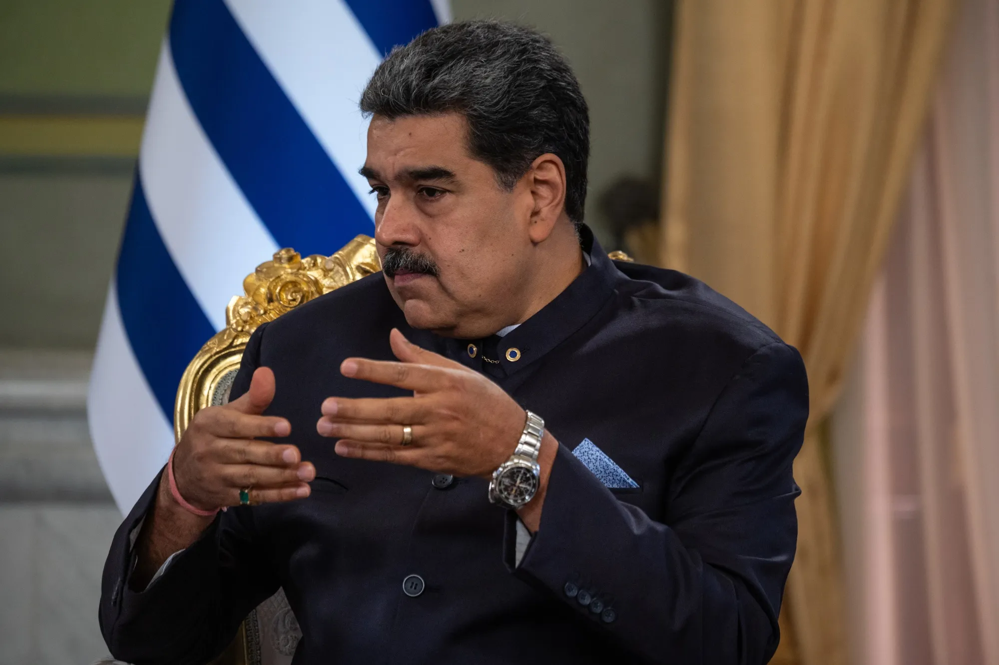 President Maduro Meets With New Uruguayan Ambassador