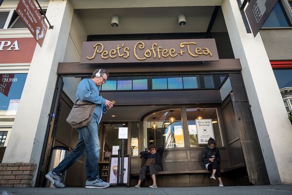 Peet's Coffee Owner Plans To Heat Up $764 Million Public Offering