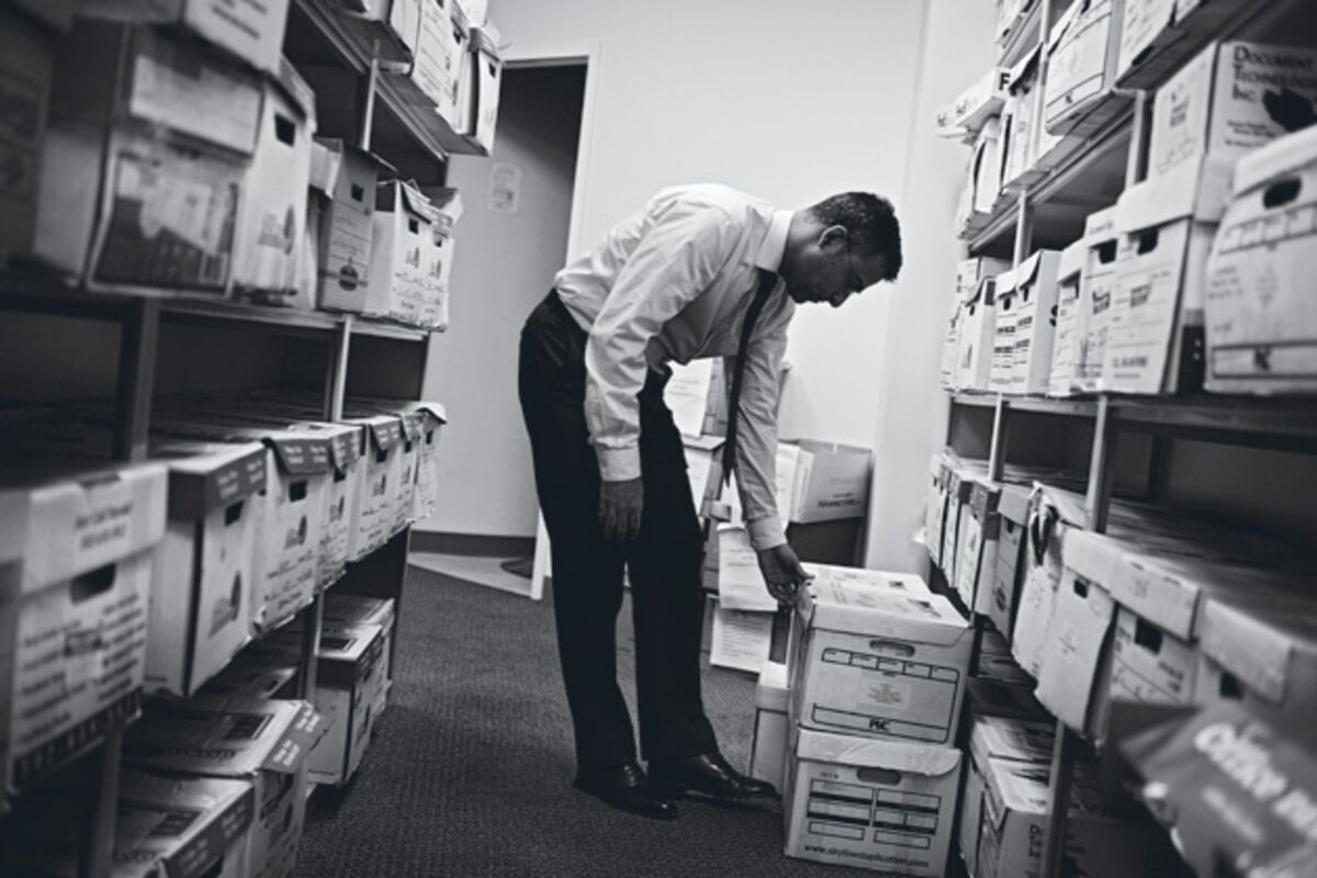 The SEC: Outmanned, Outgunned, and On a Roll - Bloomberg