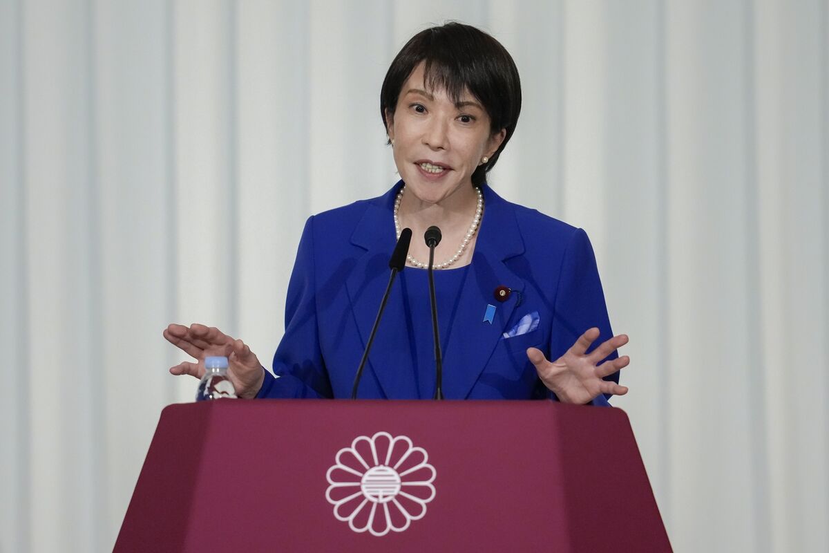 Japan’s Takaichi Denies Intention to Spur Further Yen Weakness