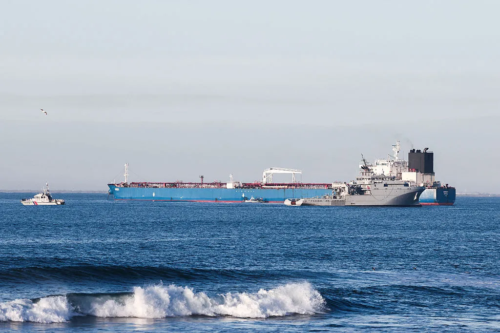 TOPSHOT-FRANCE-DIPLOMACY-ENERGY