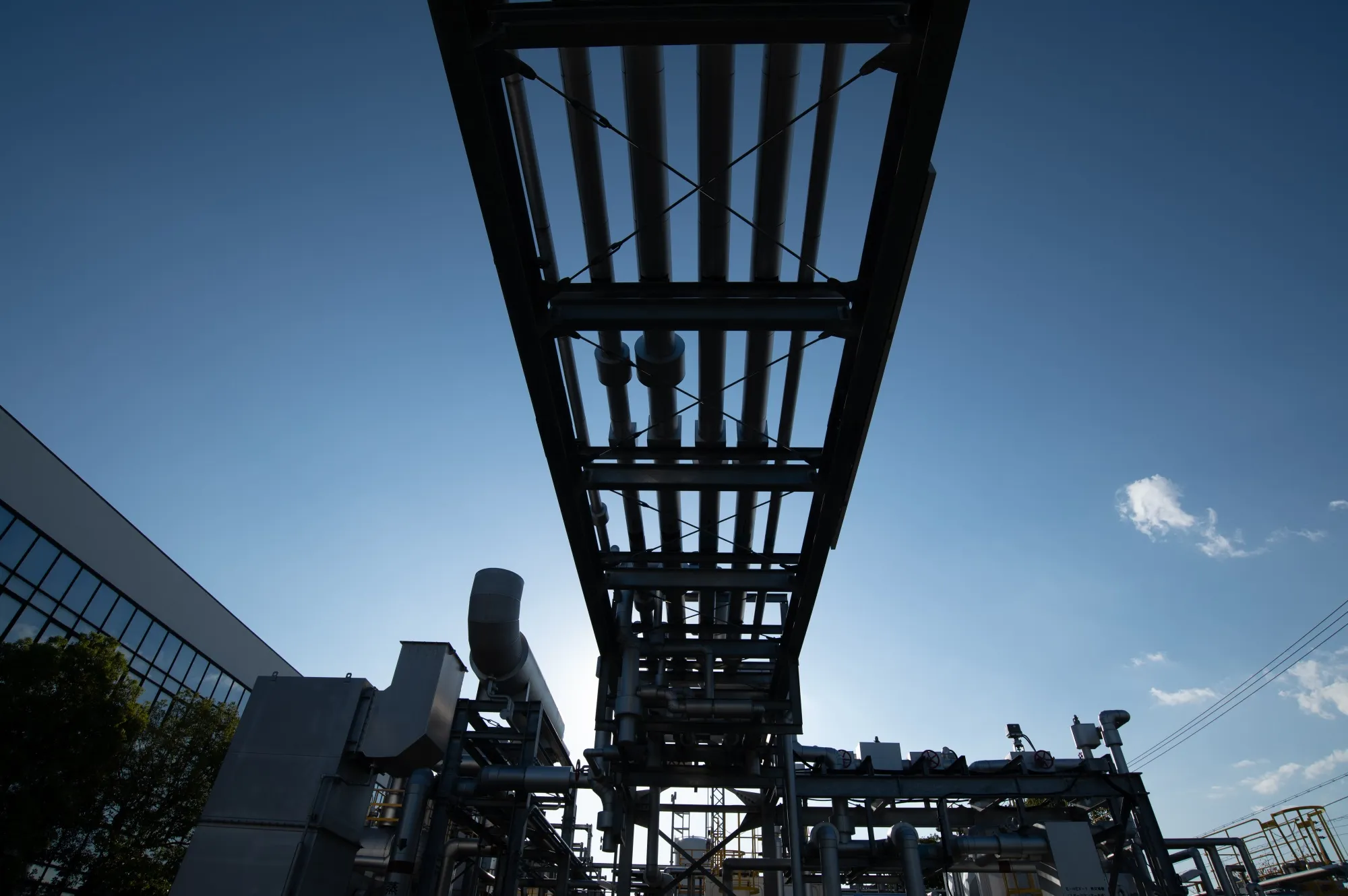 Pipelines at a hydrogen plant.&nbsp;