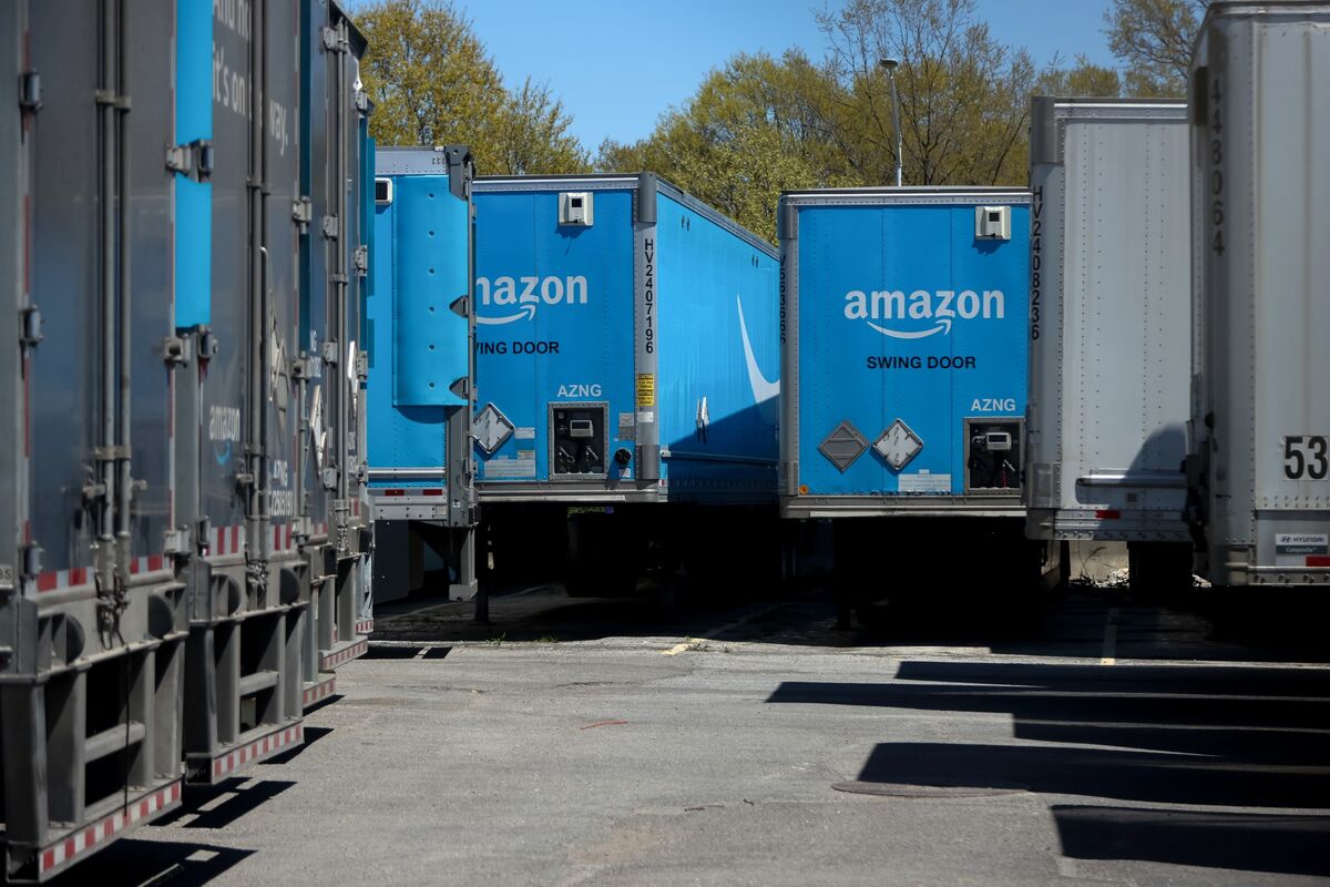bloomberg.com - Ronan Martin - Amazon Prepares to Issue Its First Swiss Franc Bond in AI Push