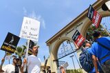US-ENTERTAINMENT-FILM-TELEVISION-STRIKE