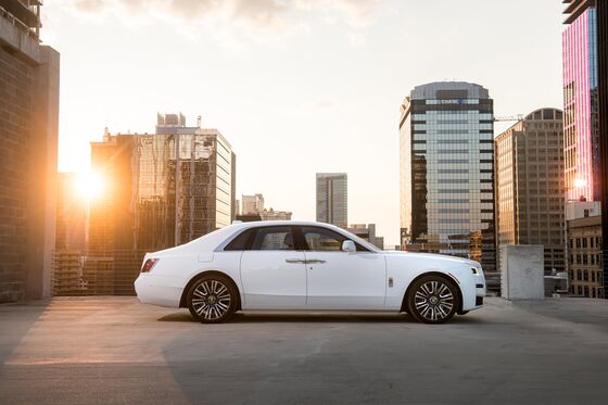 Rolls-Royce Tones Down $332,500 Ghost in Latest Bid for Relevance