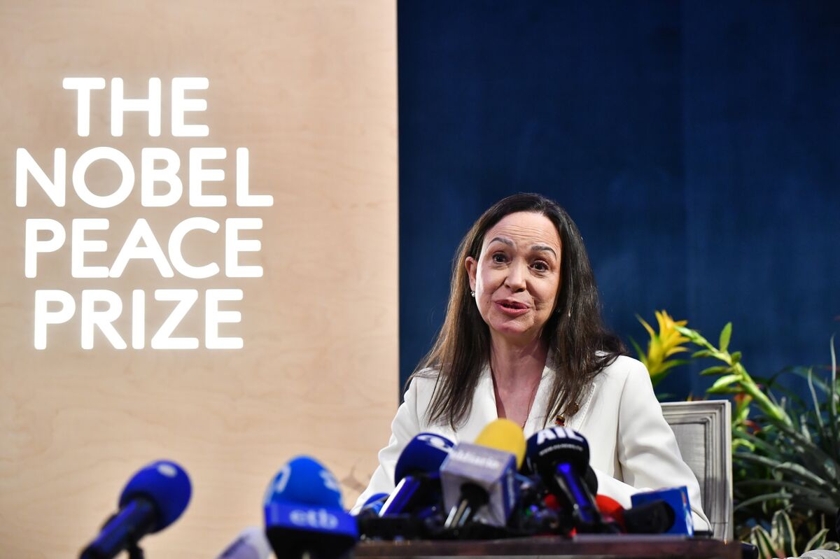 assets.bwbx.io image