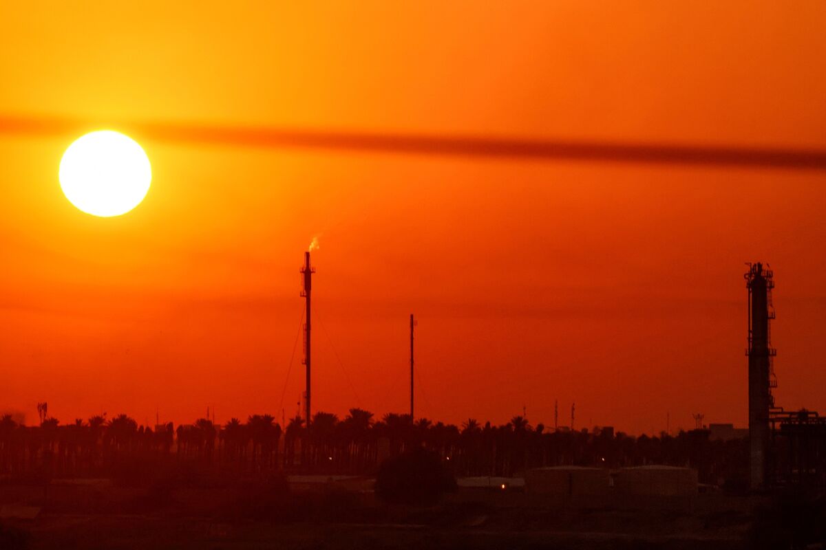 bloomberg.com - Javier Blas - Big Oil Goes Back to Iraq and Likes What It Sees