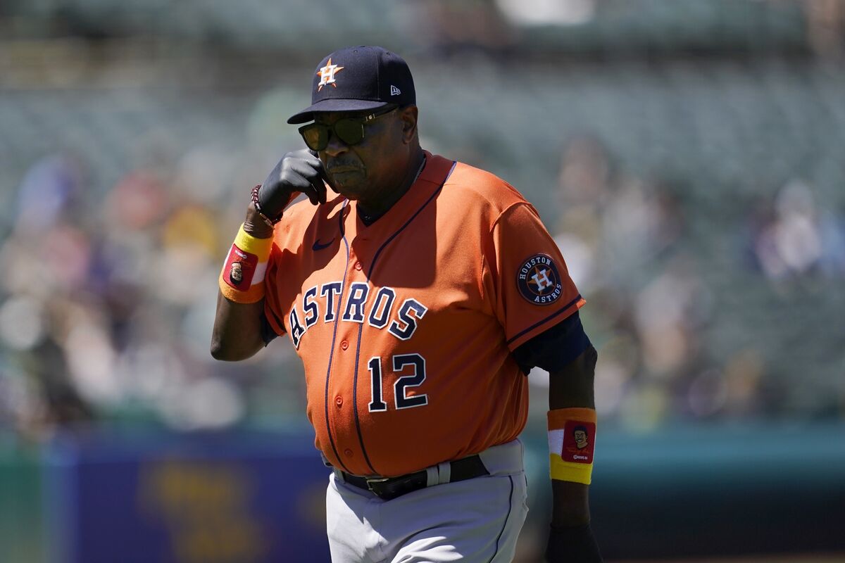 Dusty Baker drives Astros by forming bonds with his players