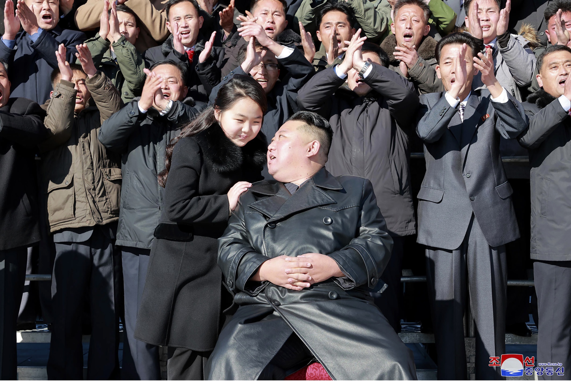 北朝鮮の金正恩氏、2023年の国防力強化目標を提示－党重要会議で 
