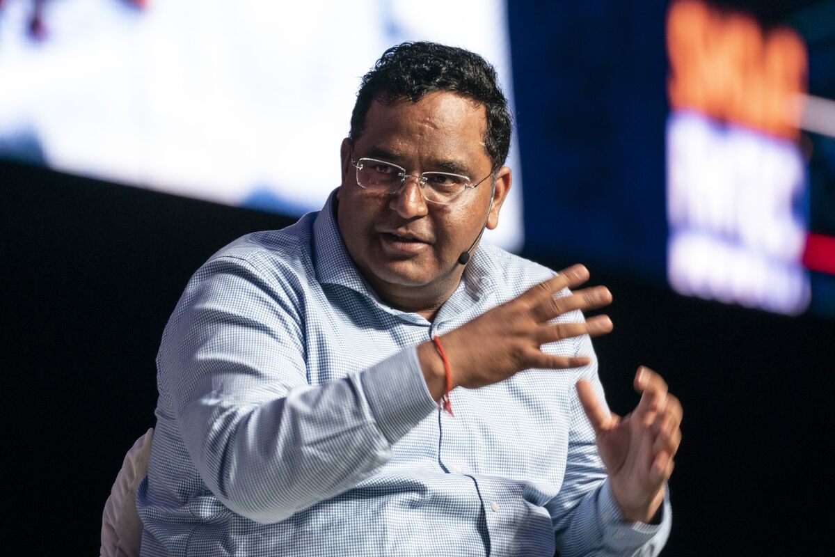 Paytm Founder Vijay Sharma to Buy 10.3% Stake From China's Ant Affiliate -  Bloomberg