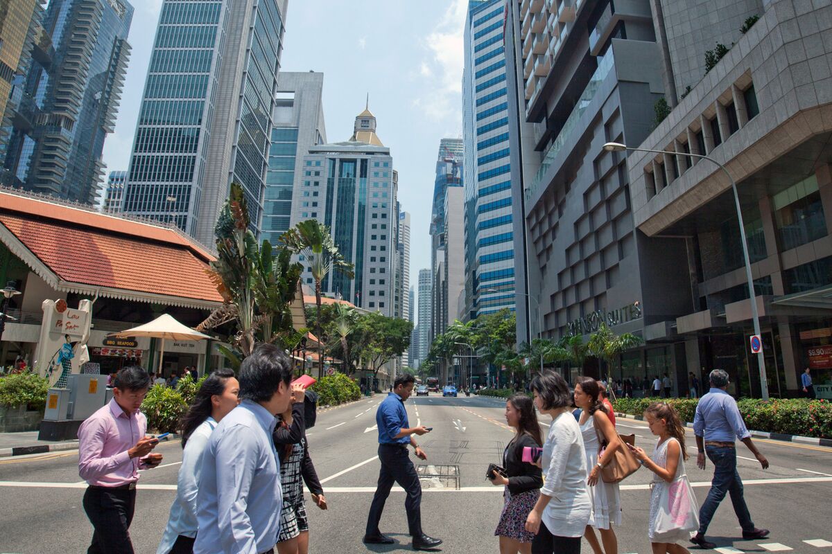 Singapore Salary Growth to be Measured in Uncertain Environment