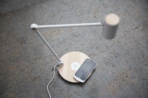 The $79.99 RIGGAD wireless charging work lamp and $25 VITAHULT wireless charging cover for iPhone 6.