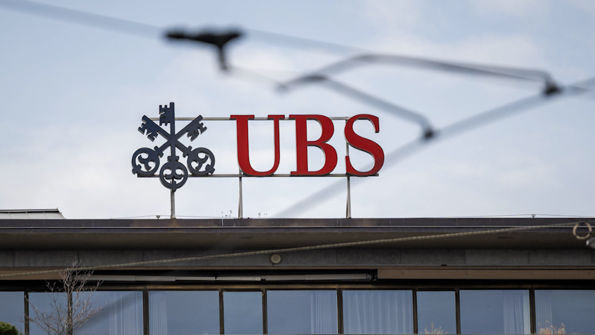 UBS to Buy Credit Suisse to End Crisis