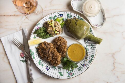 The Michelin-starred chefs behind the Thai hotspot Uncle Boon's serve chicken-fried pork cheeks and simple diner sides at their new restaurant, Mr. Donahue's.