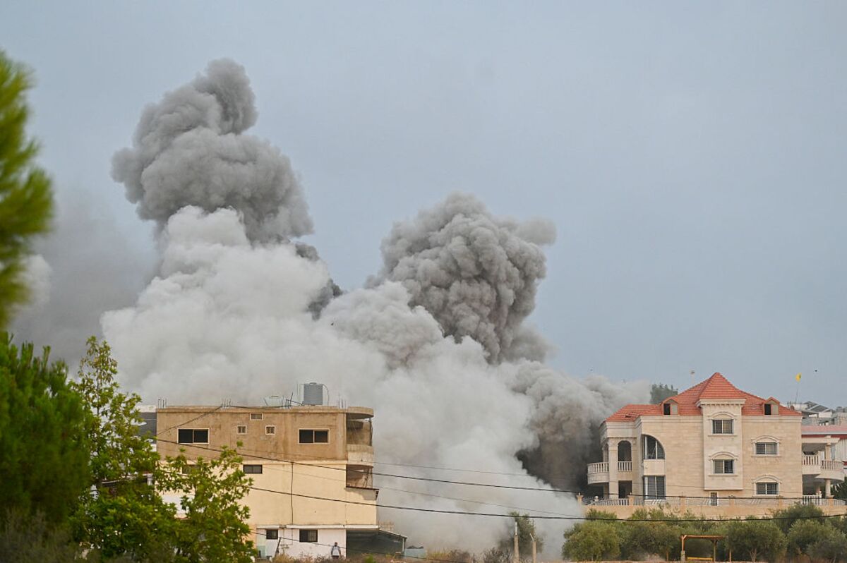 Israel tăng cường không kích Lebanon khi căng thẳng với Hezbollah leo thang