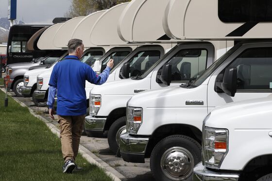 Scared Americans Desperate to Travel Are Buying Up ‘Covid Campers’